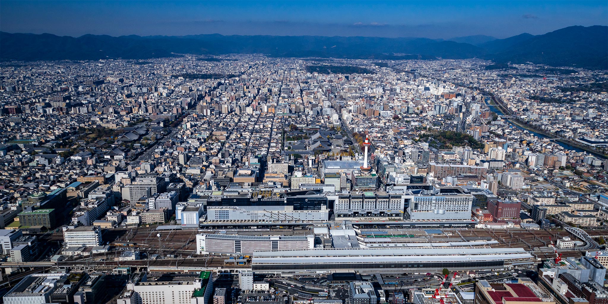 セスナで上空から見た京都駅