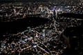 ヘリコプターで東京上空をフライトして見える新宿