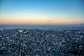 ヘリコプターで東京上空から見る夕焼けの神奈川